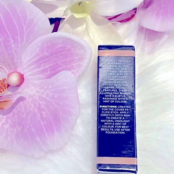 Cover FX Enhance Click Highlighter Cream Stick in Blossom - Picture 3 of 3